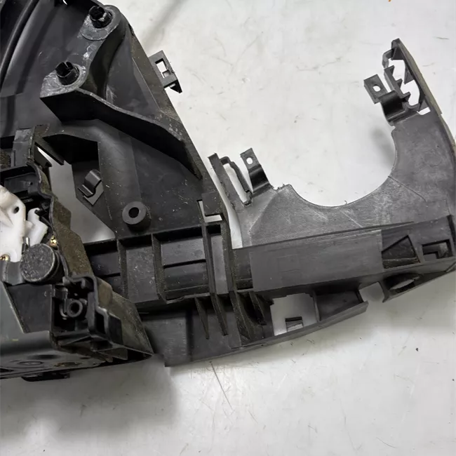 Serratura porta anteriore destra sistema bloccaggio senza chiave