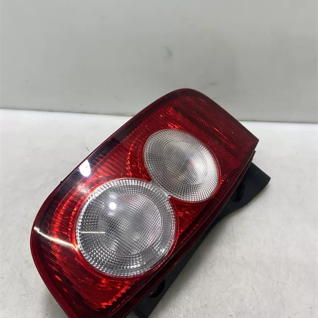 Fanale posteriore destro Completo