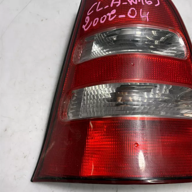 Fanale posteriore sinistro