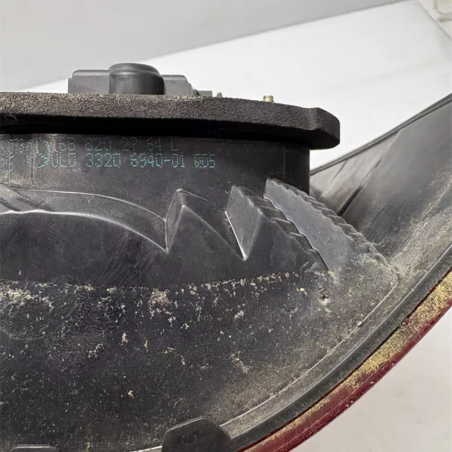 Fanale posteriore sinistro