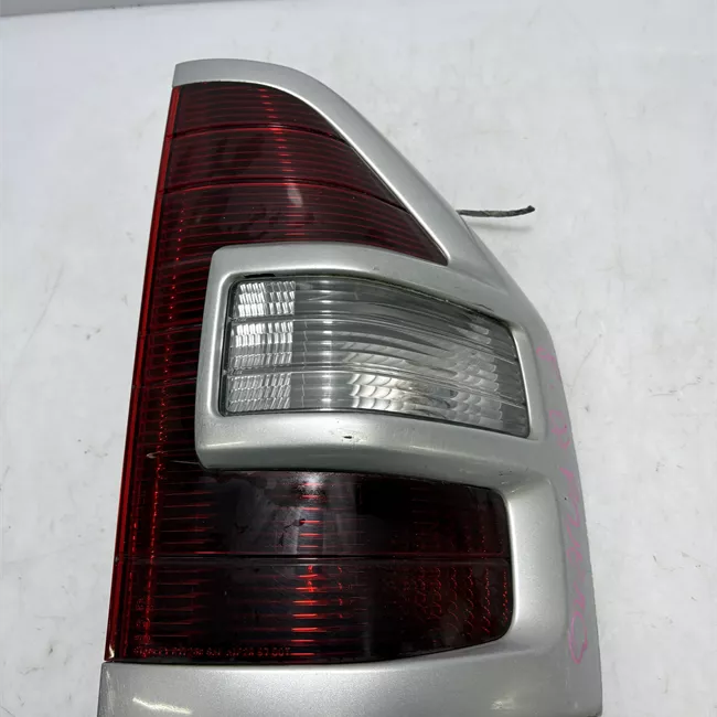 Fanale posteriore parte superiore destro rosso