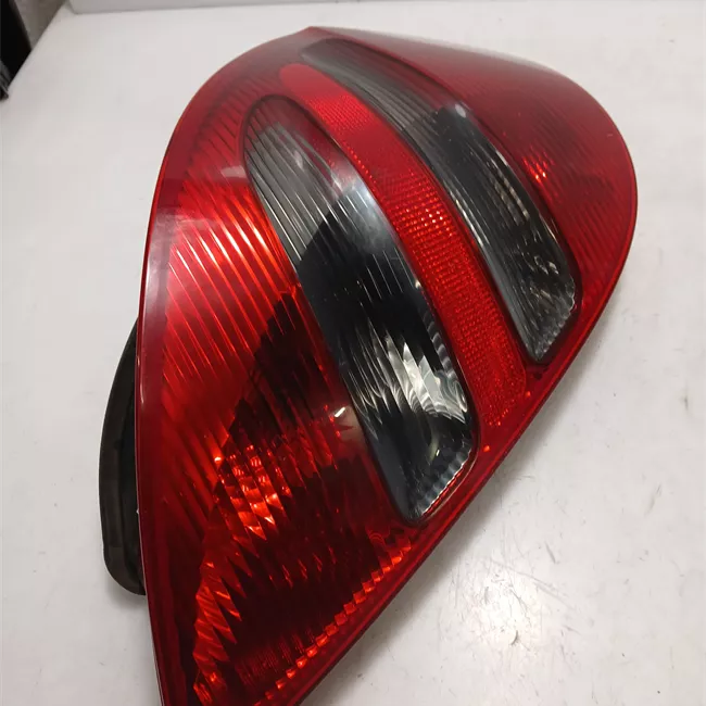 Fanale posteriore sinistro Avantgarde