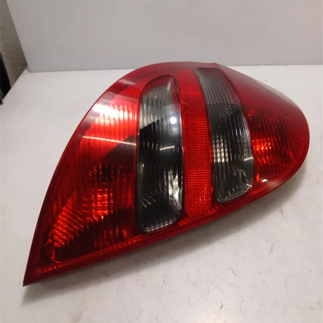 Fanale posteriore sinistro Avantgarde