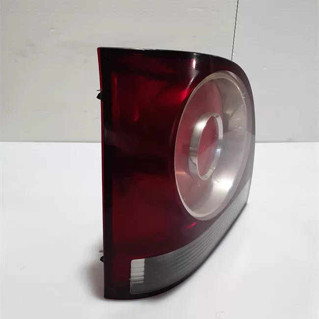 Fanale posteriore sinistro