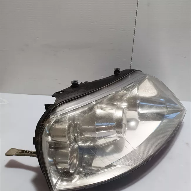 Proiettore destro Xeno