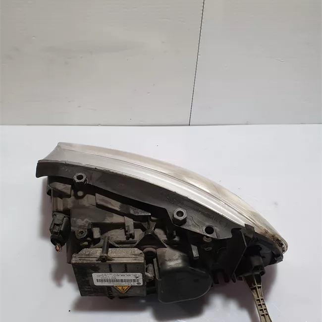 Proiettore destro Xeno