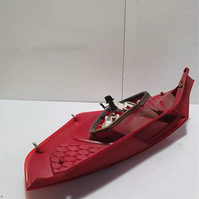 Fanale posteriore sinistro