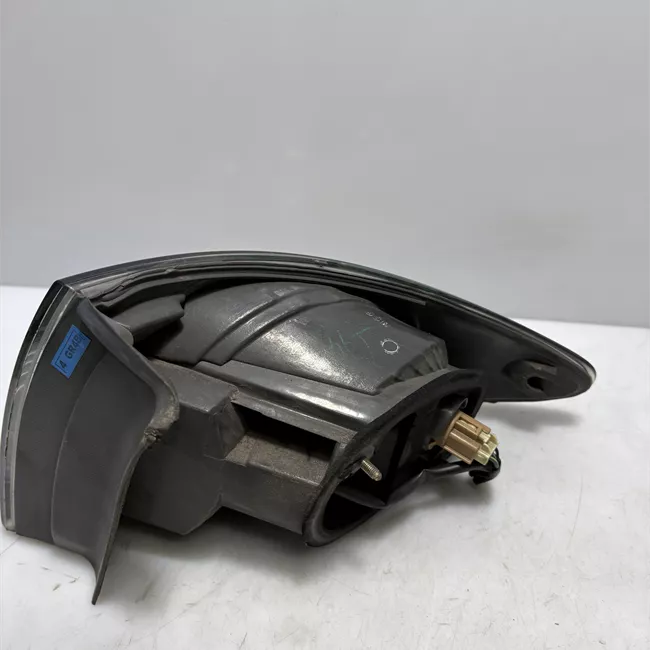 Fanale posteriore parte esterno sinistro