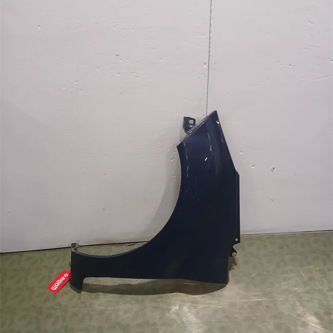 Parafango anteriore sinistro