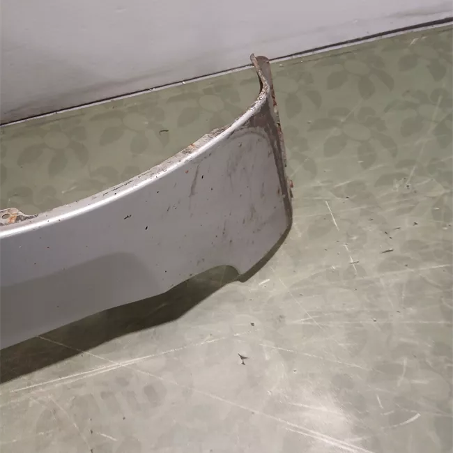 Parafango anteriore destro