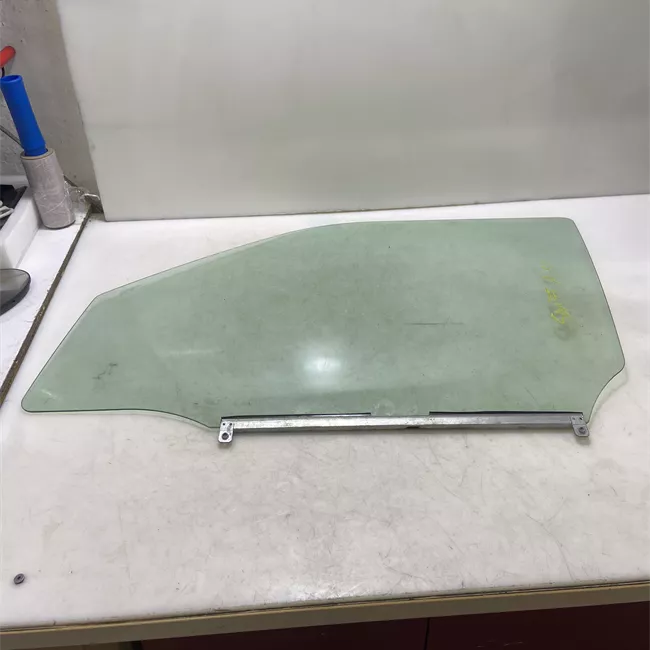 Scendente porta anteriore sinistro