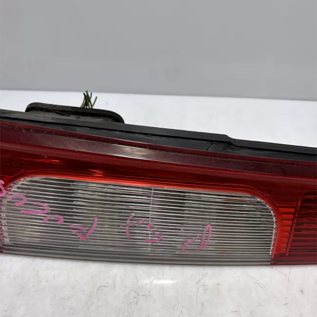 Fanale posteriore sinistro