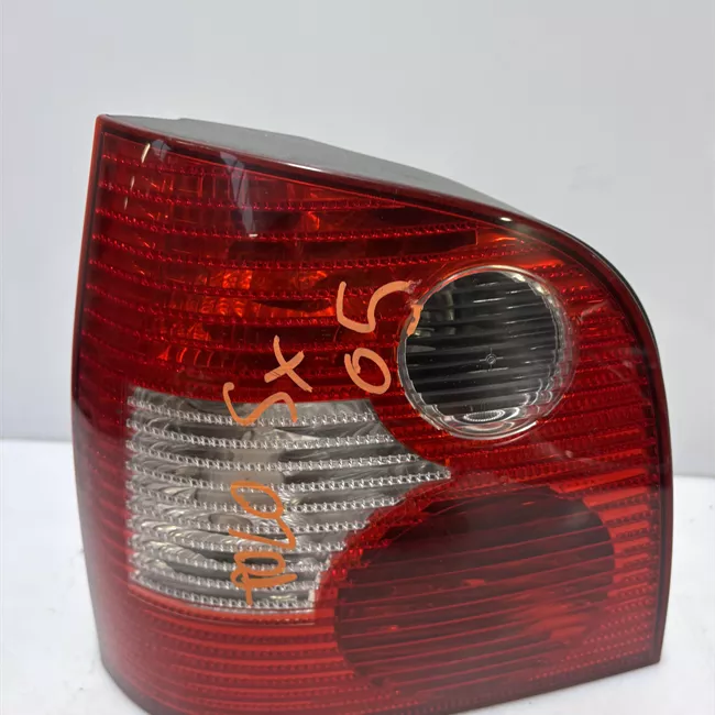 Fanale posteriore sinistro