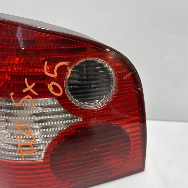 Fanale posteriore sinistro