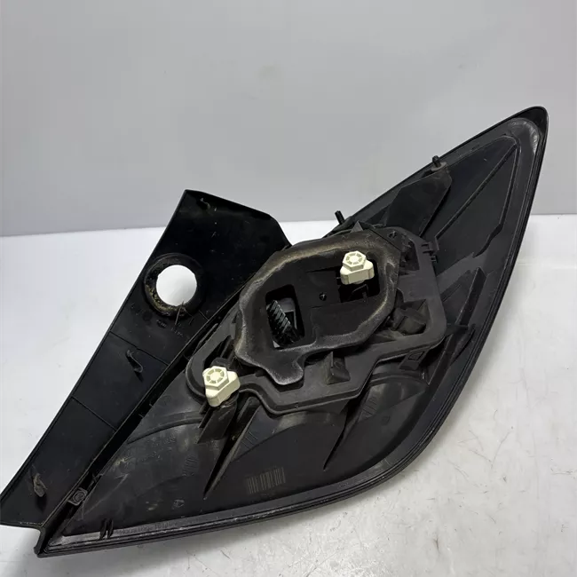 Fanale posteriore sinistro