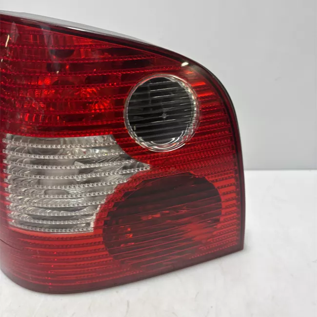 Fanale posteriore sinistro