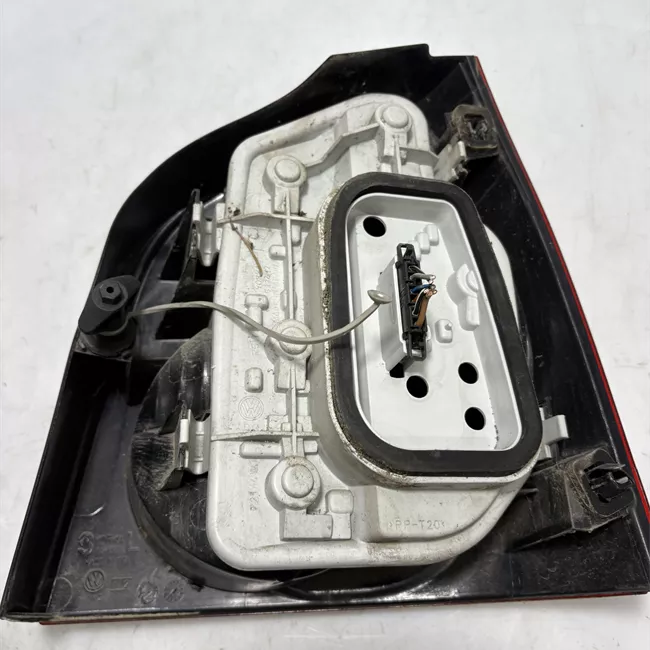 Fanale posteriore sinistro