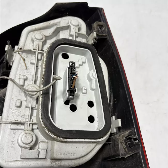 Fanale posteriore sinistro