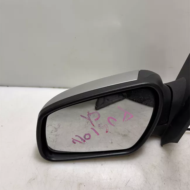 Retrovisore esterno sinistro