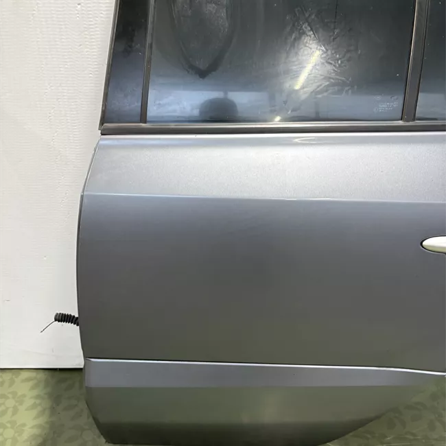 Porta posteriore sinistra