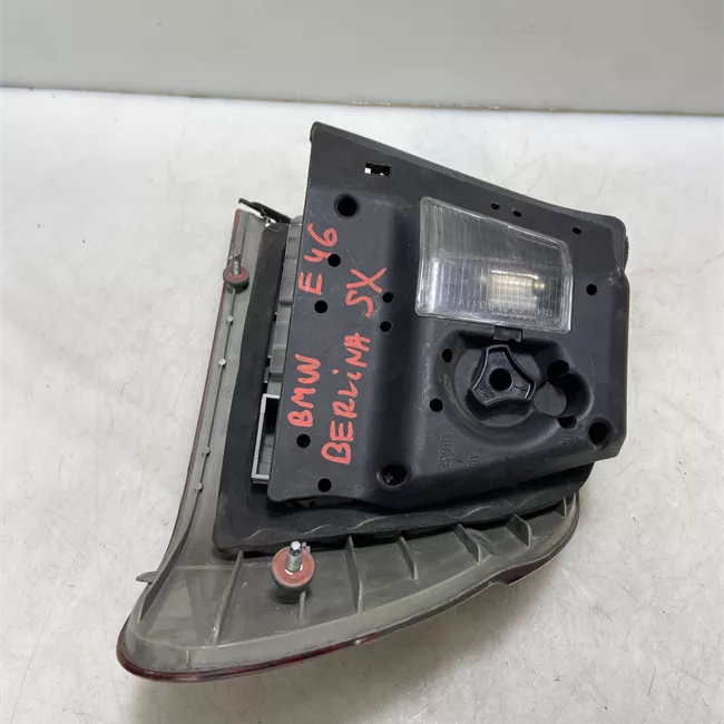 Fanale posteriore parte esterno sinistro Indicatore Direzione Bianco