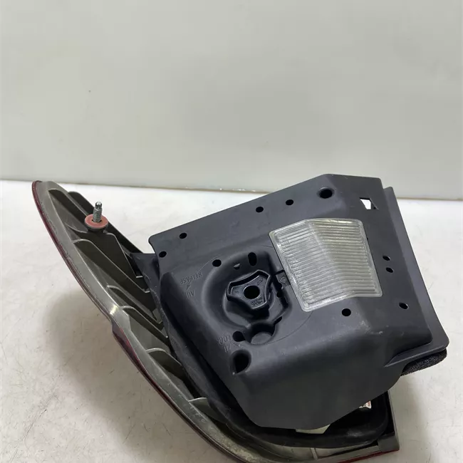 Fanale posteriore parte esterno sinistro Indicatore Direzione Bianco