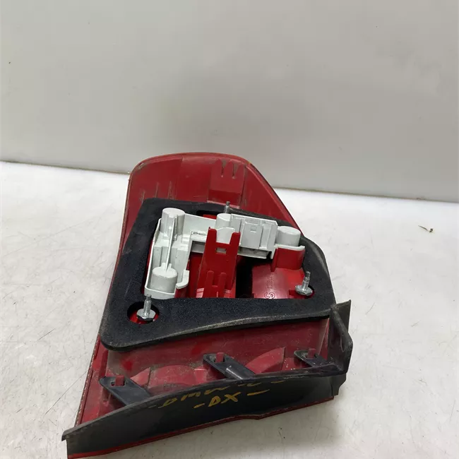 Fanale posteriore parte esterno destro