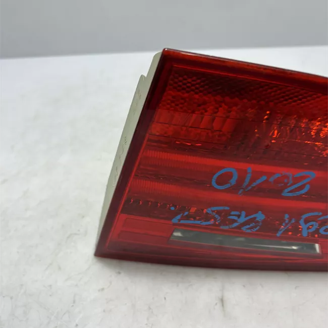 Fanale posteriore parte interno destro