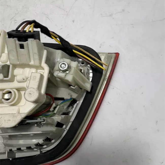 Fanale posteriore parte interno destro