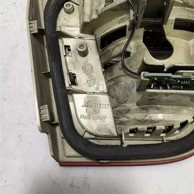 Fanale posteriore parte interno destro