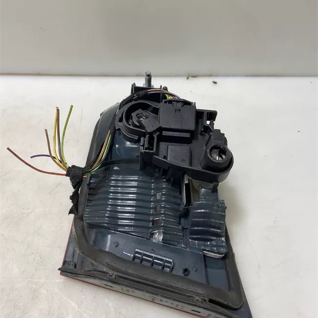 Fanale posteriore parte interno sinistro