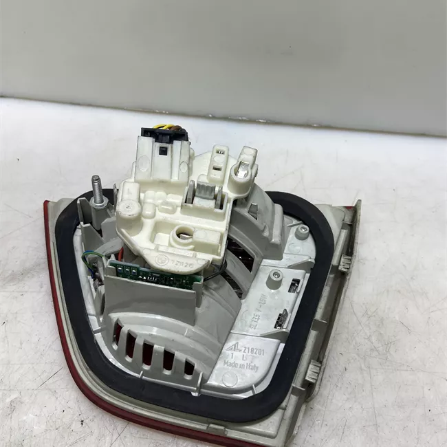 Fanale posteriore parte interno sinistro