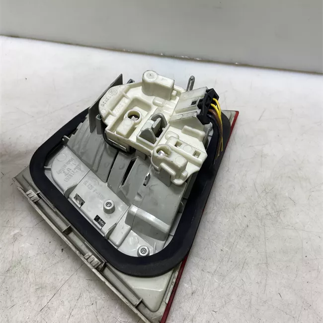 Fanale posteriore parte interno sinistro