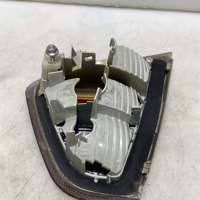 Fanale posteriore parte interno sinistro