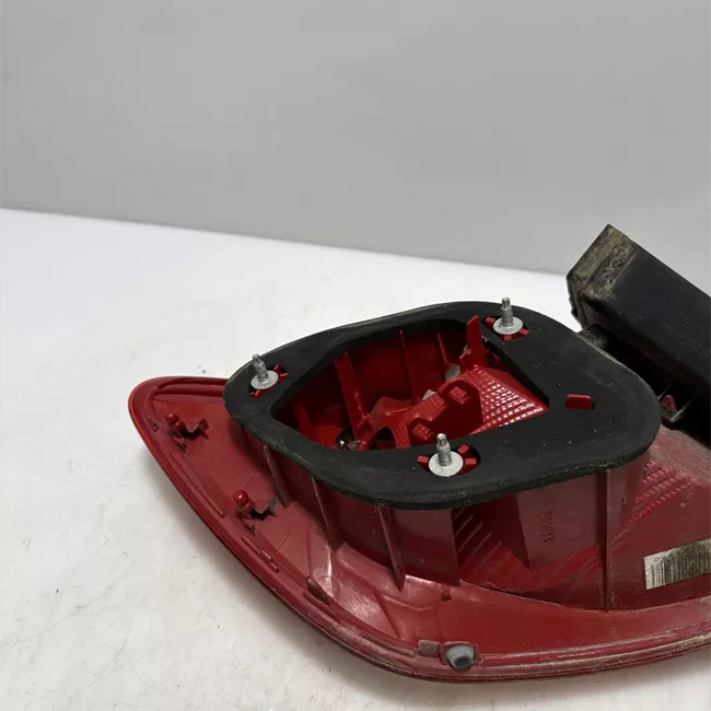 Fanale posteriore parte esterno destro