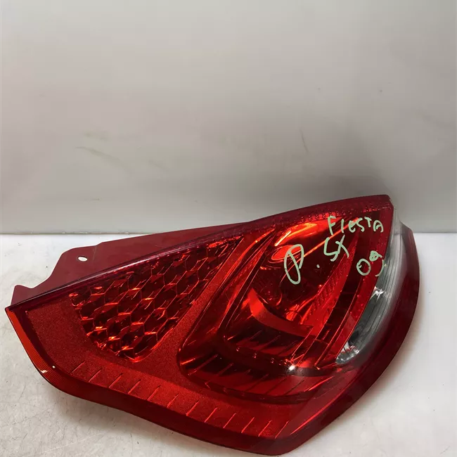 Fanale posteriore sinistro