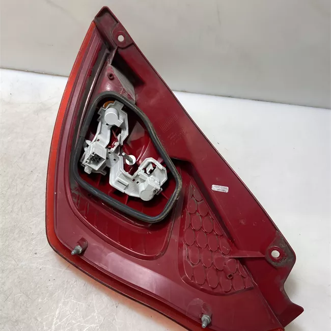 Fanale posteriore sinistro