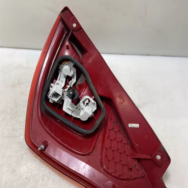 Fanale posteriore sinistro