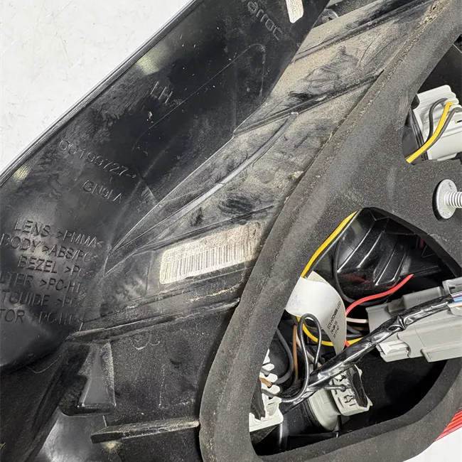 Fanale posteriore sinistro Livello 6