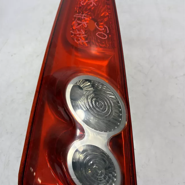 Fanale posteriore sinistro