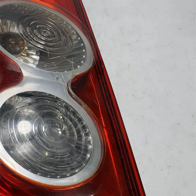 Fanale posteriore sinistro