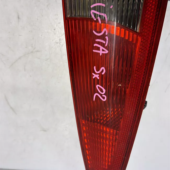 Fanale posteriore sinistro