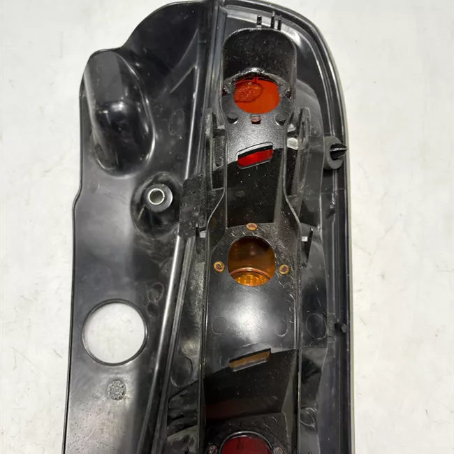 Fanale posteriore sinistro