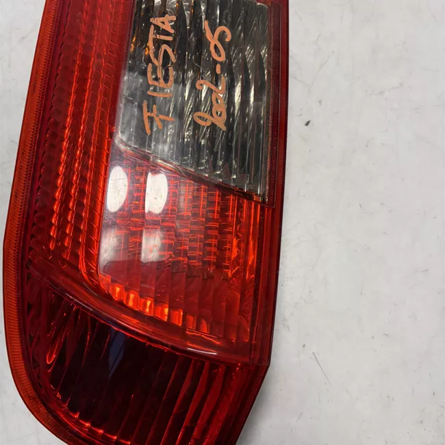 Fanale posteriore sinistro