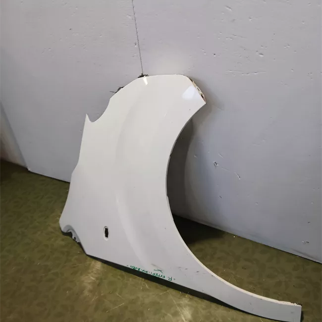 Parafango anteriore destro