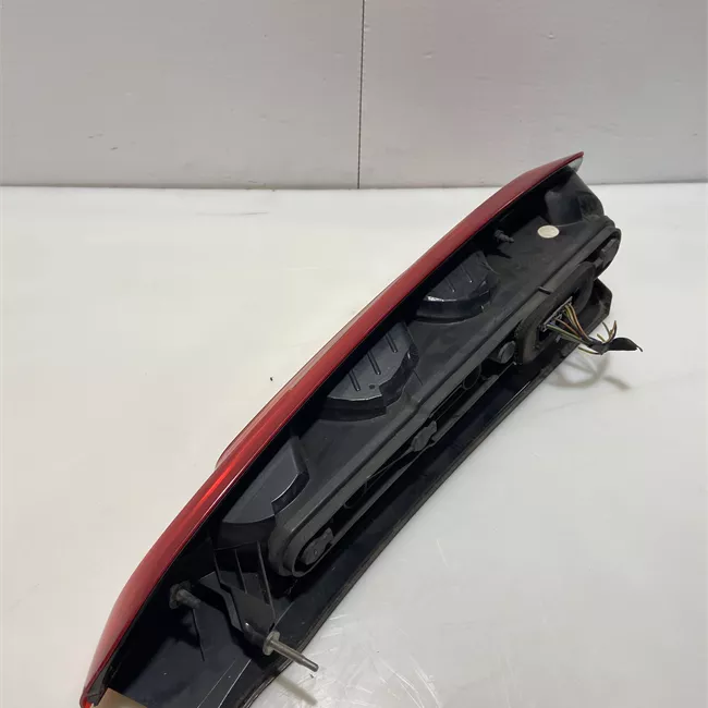 Fanale posteriore sinistro