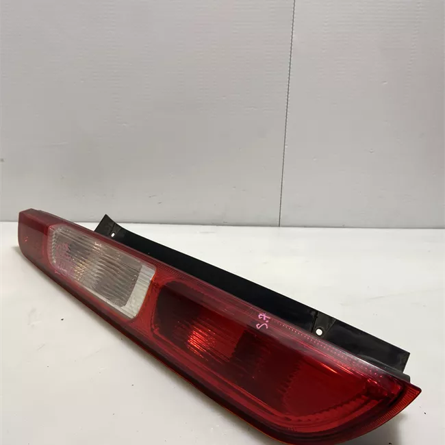 Fanale posteriore sinistro