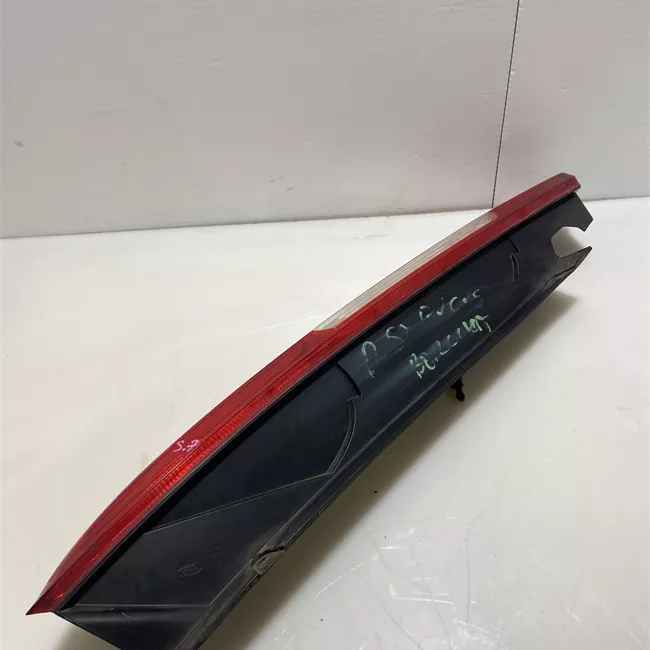 Fanale posteriore sinistro