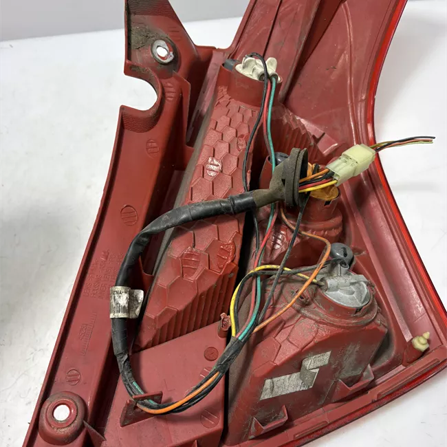 Fanale posteriore sinistro