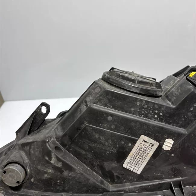 Proiettore destro Cromo